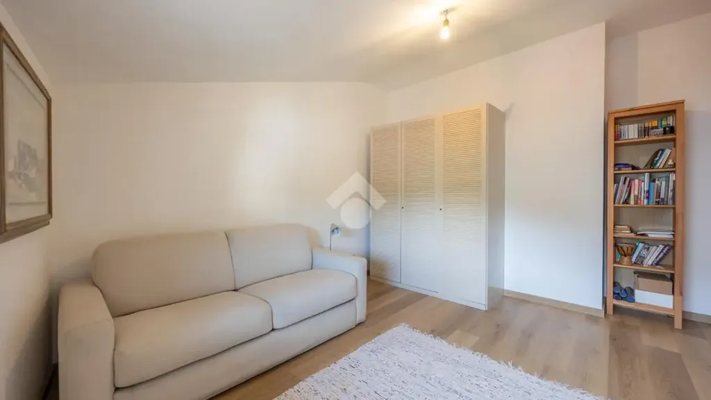 Soggiorno - 4-Bedroom Apartment with Terrace in Dolcè