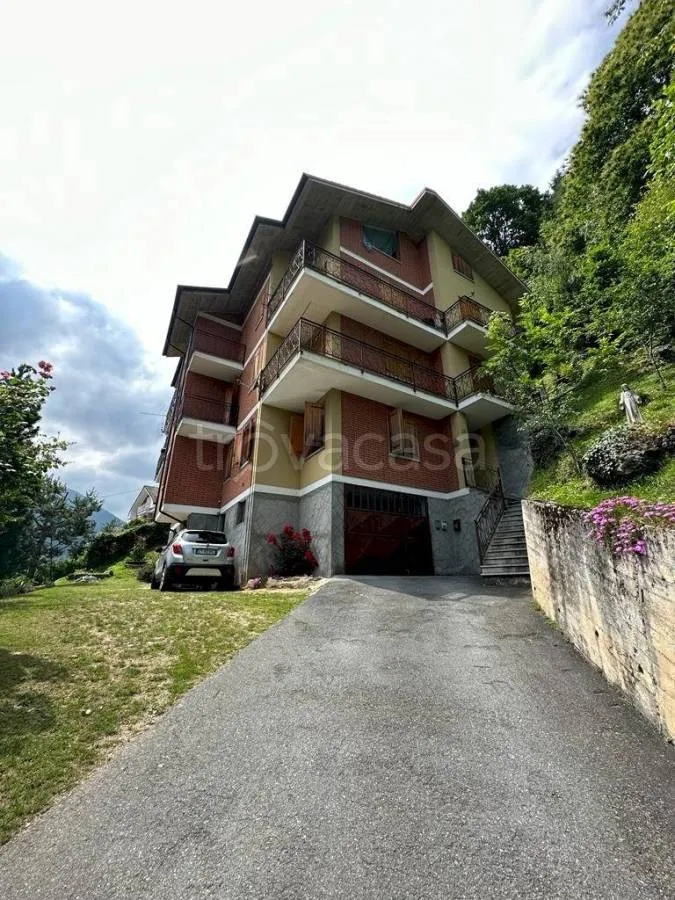 Välivaade - Apartment with Mountain View in Frassino