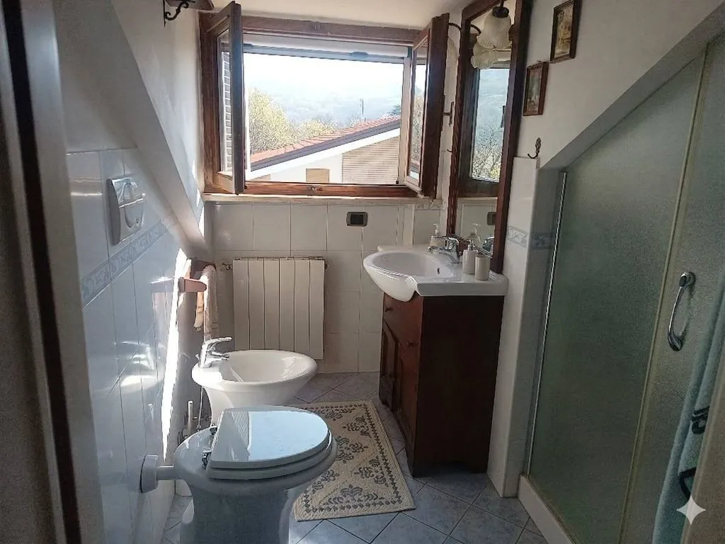 Salles de bain - Luxury Villa with Terrace View in Moncalieri