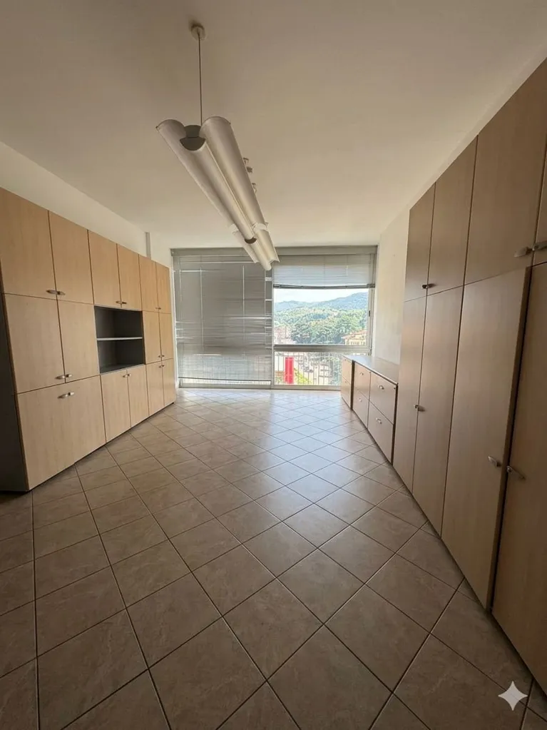 Kabinet - Spacious Apartment with Lake View in Como