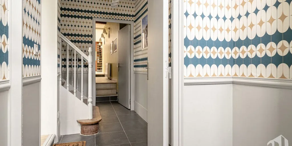 Ingresso - 8-Bedroom House in Tournai