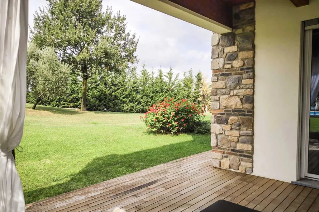 Terrasse - Modern Villa with Pool and Spa near Parma