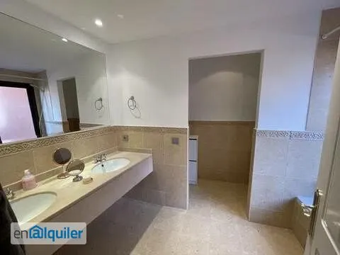 Salles de bain - Duplex with Sea View and Jacuzzi in Estepona