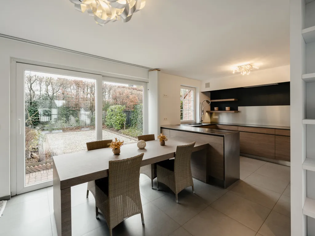 Söögituba - Contemporary Triplex near Château de La Hulpe