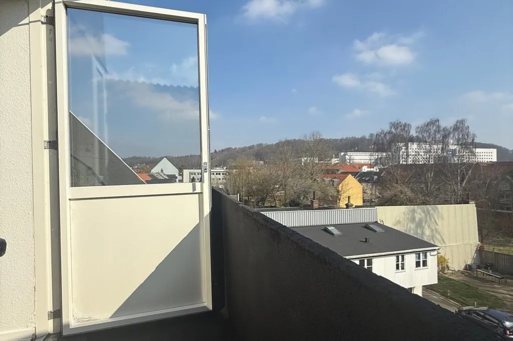 Balcon - Condo with Garden Access in Vejle Centre
