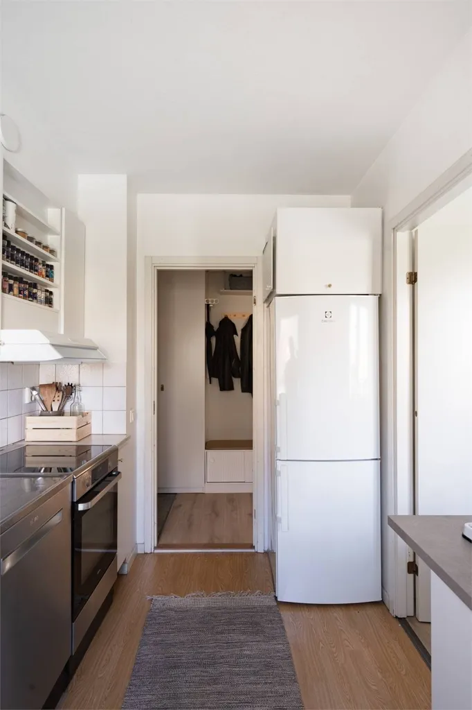 Cuisine - Modern Flat with Balcony in Västerås