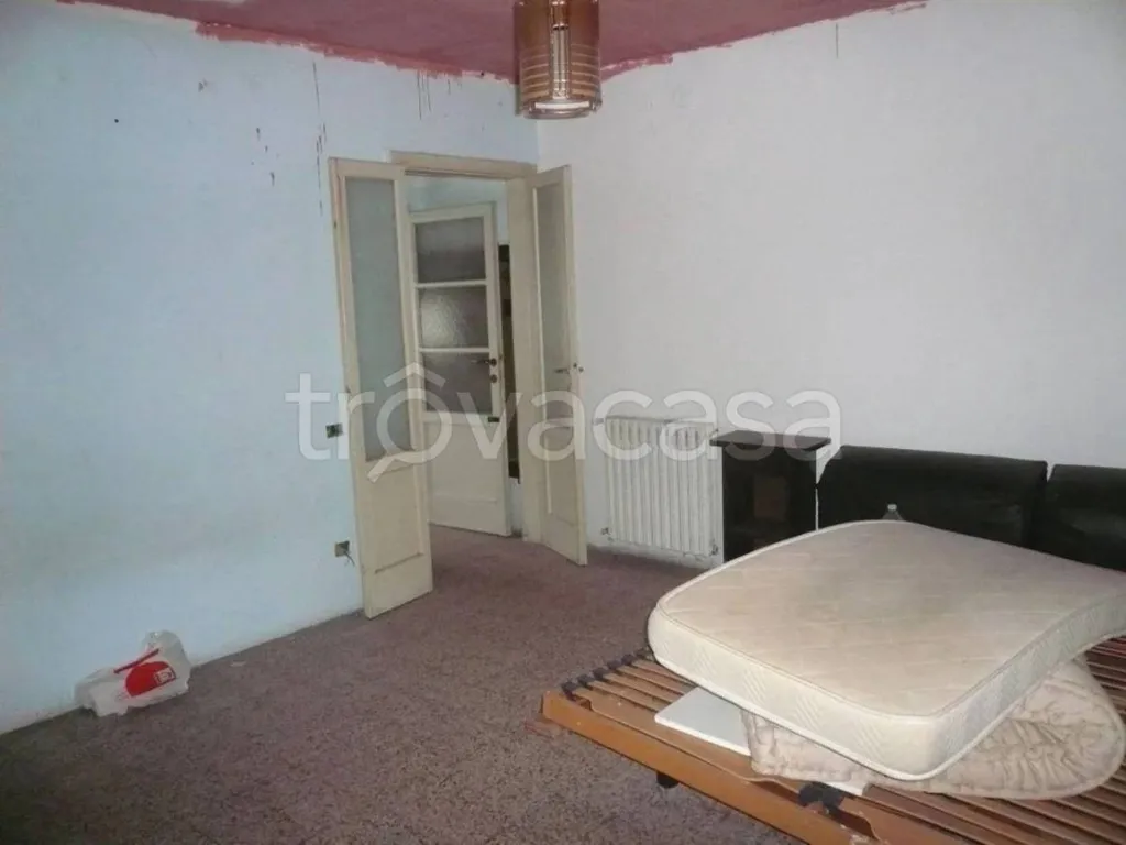Chambres - Auctioned Apartment with Balcony in Lodi