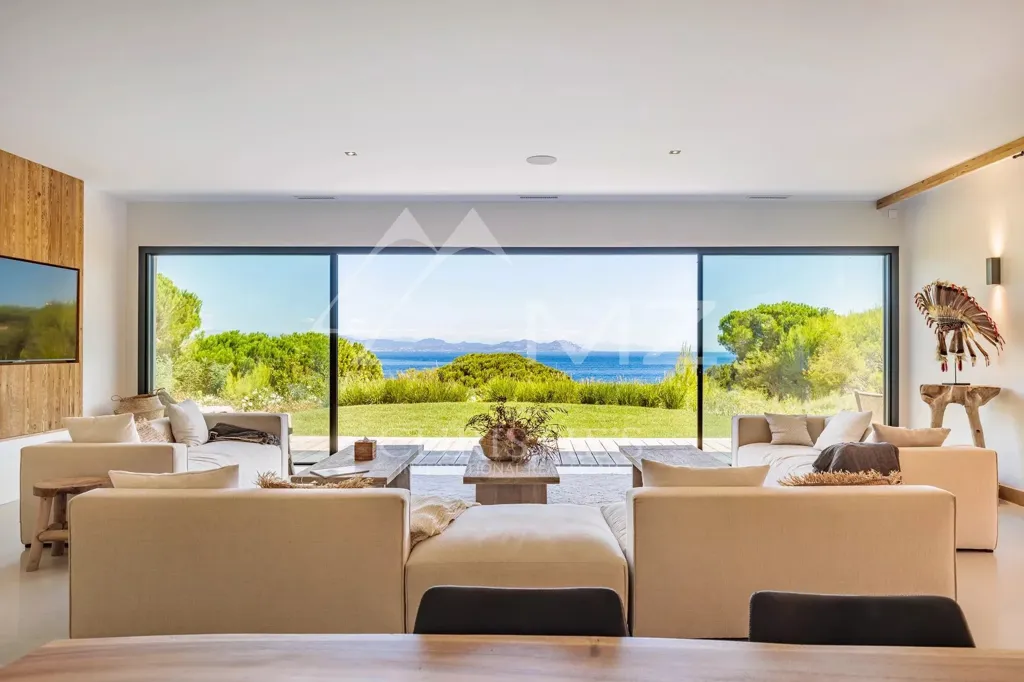 Soggiorno - New Villa with Sea View in Saint-Tropez