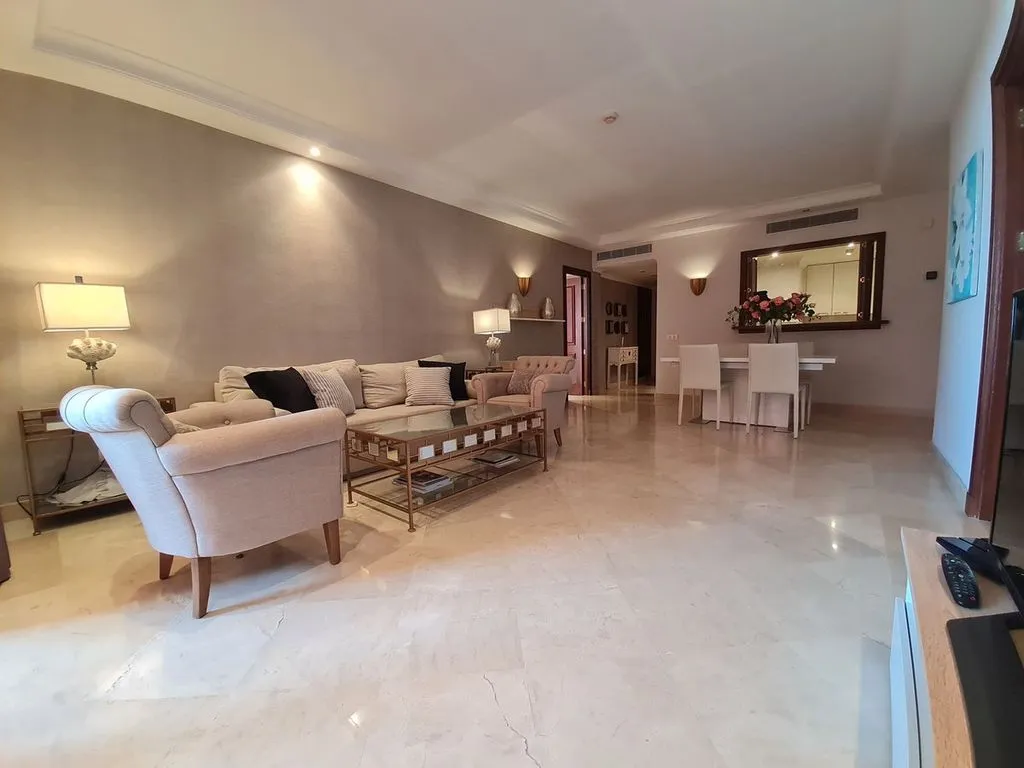Elutuba - Luxury Flat with Sea View in Estepona