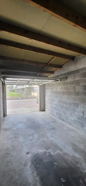 Garaaž - Garage Box on Meeuwenweg in Goes