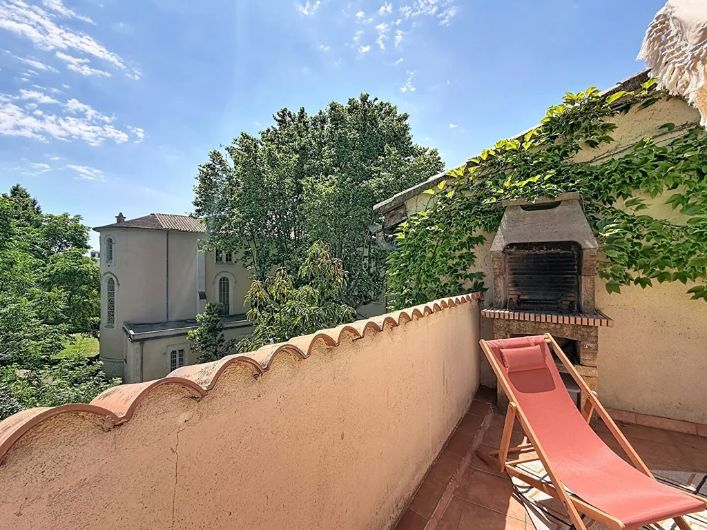 Terrasse - Maison Charmante avec Terrasse à Avignon