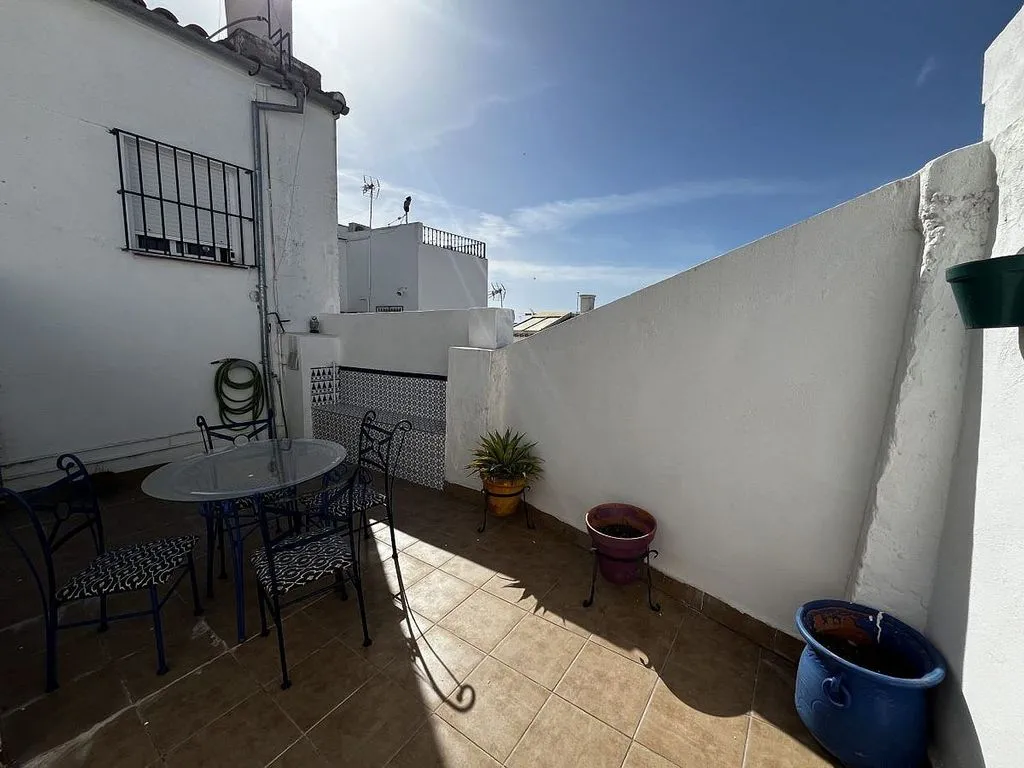 Terrasse - Three-Bedroom House in Olvera