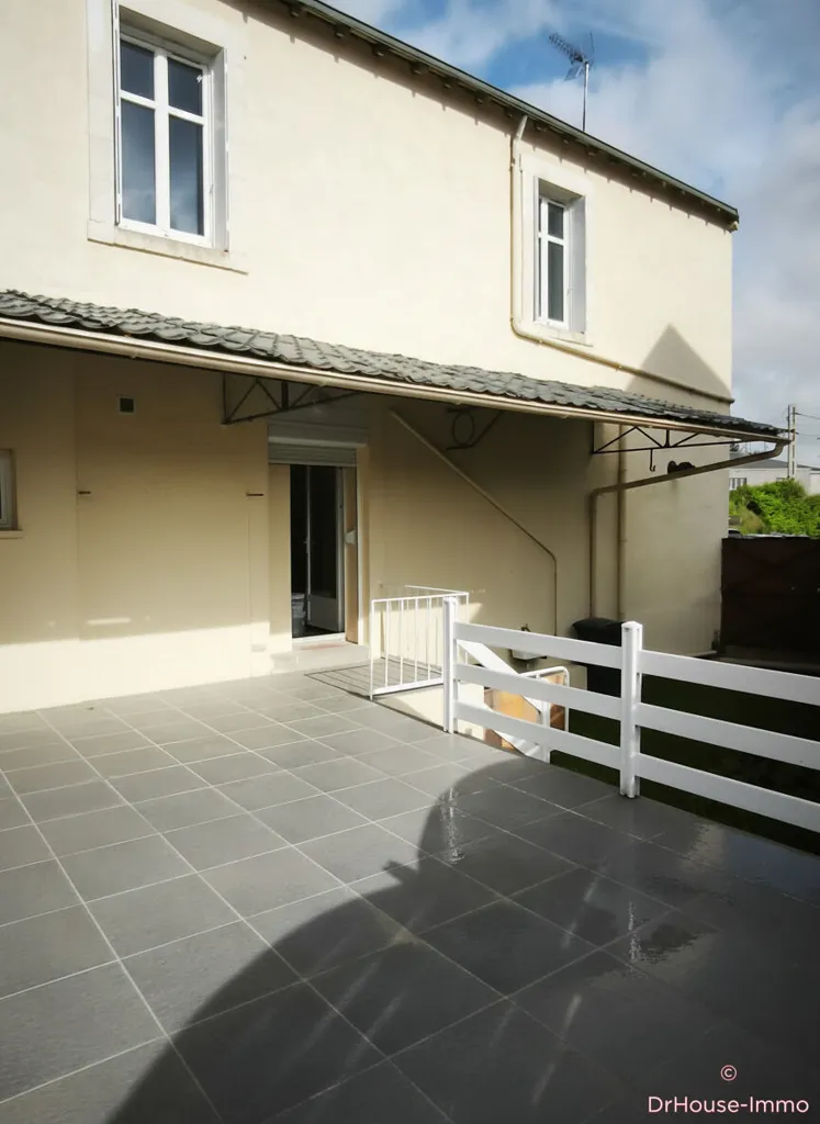 Terrass - Family House with Terrace in Châteauroux