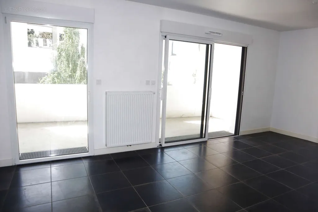 Pièces - Appartement T3 avec Loggia au Bouscat Centre