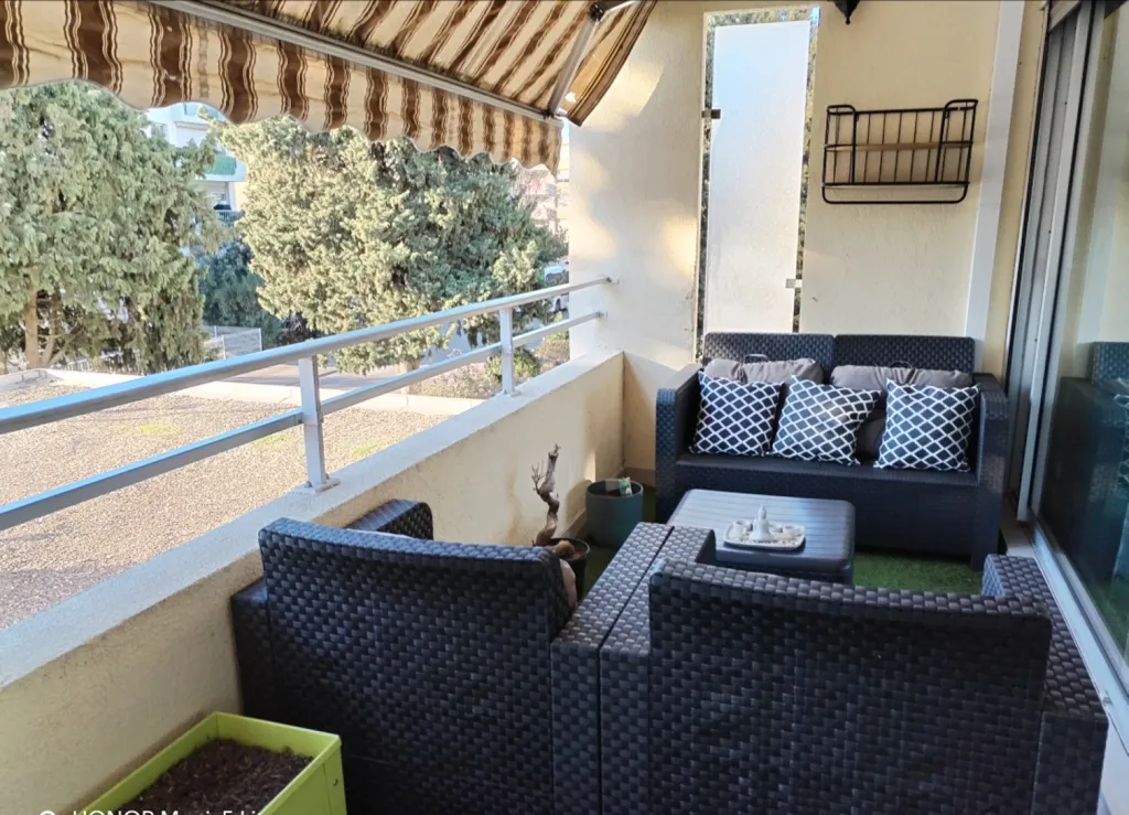 Appartement 5 pièces à Nîmes