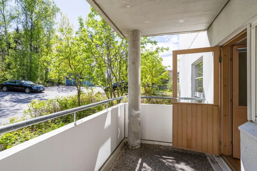 Rõdu - Elevator Apartment with Balcony in Espoo