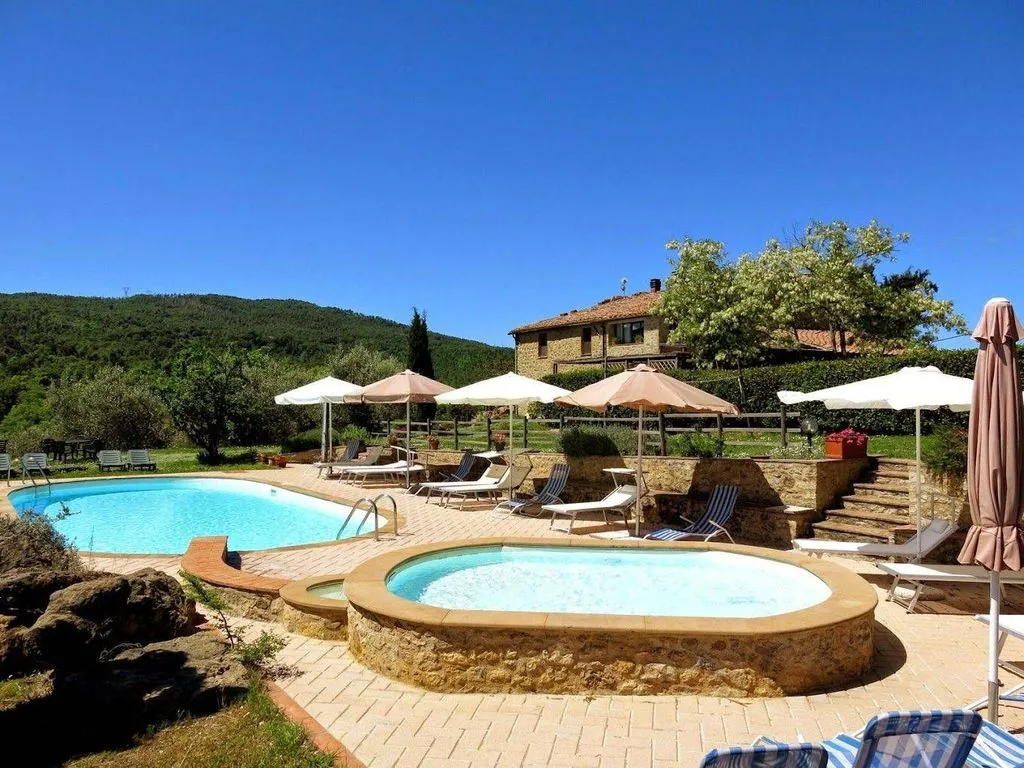 Bassein - Country House with Pools in Tuscany