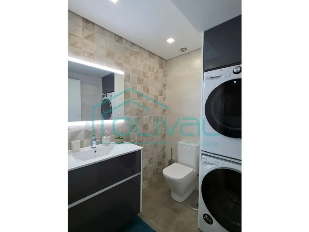 Bagni - Luxury Flat with River View in Póvoa de Santa Iria