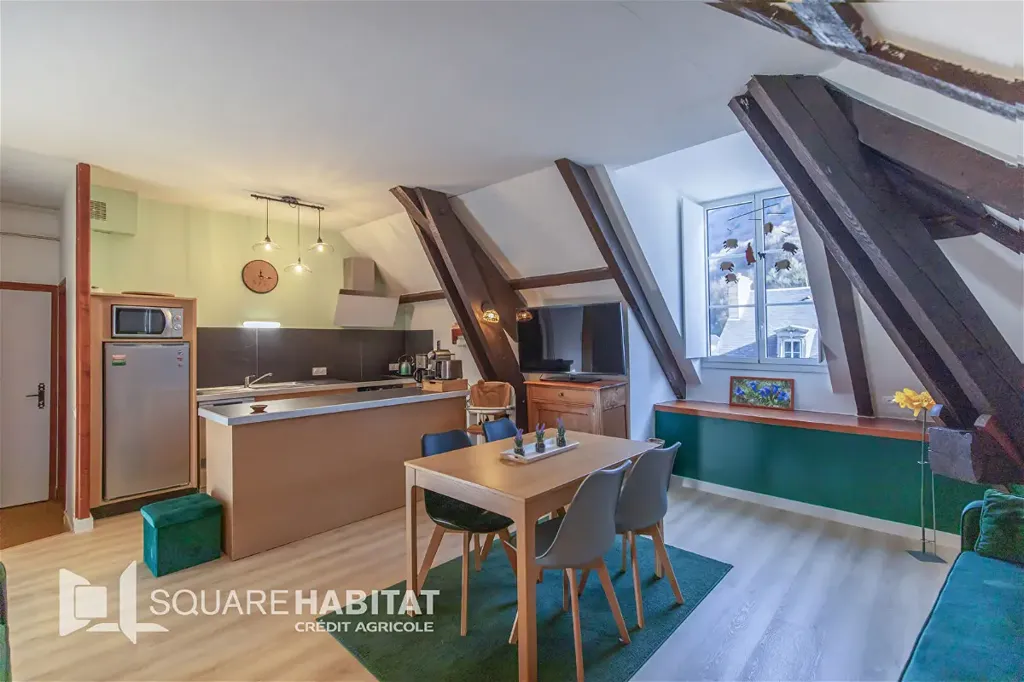 Salle à manger - Appartement avec vue montagne à Cauterets