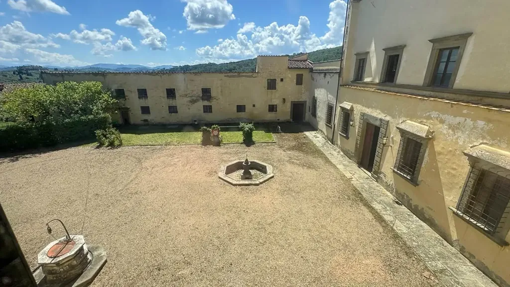 Aed - Rustic Apartment in Scandicci with Panoramic Views