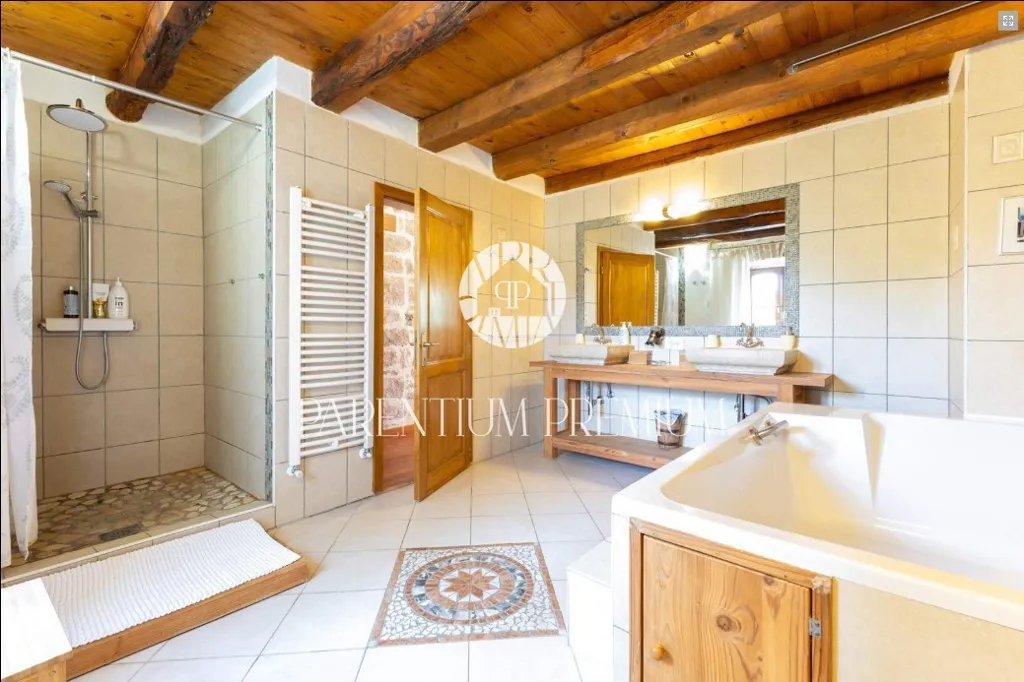 Salles de bain - Charming Stone House with Pool near Poreč