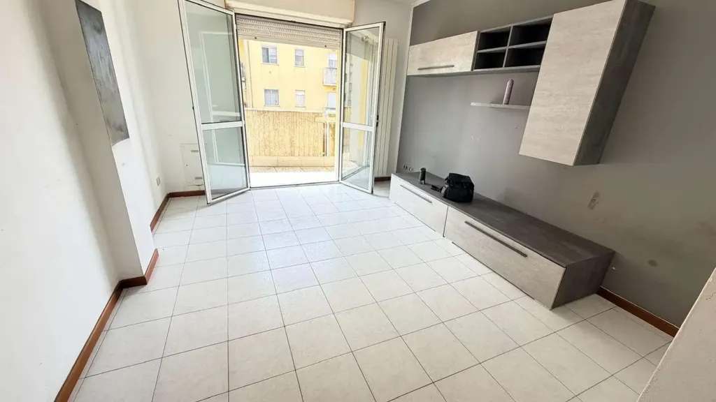 Séjour - Twin-Storey Apartment with Balcony in Dalmine