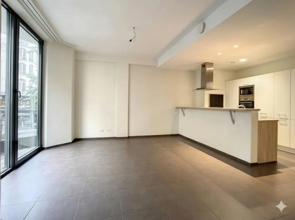 Köök - Recent Multi-Unit Building with Terrace in Central Brussels