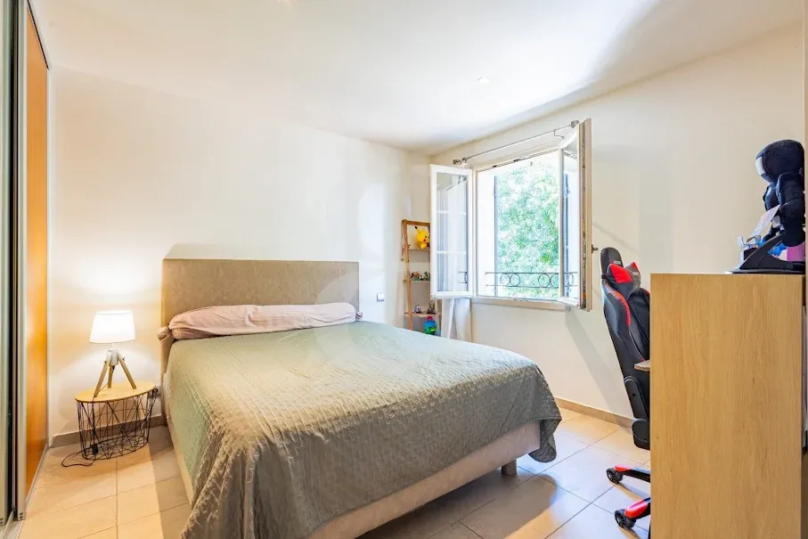 Chambres - Maison Contemporaine avec Piscine à Ménerbes