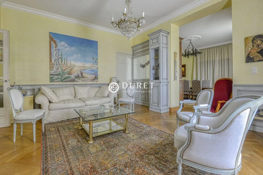 Séjour - Maison de Luxe avec Parc Boisé à Cugand