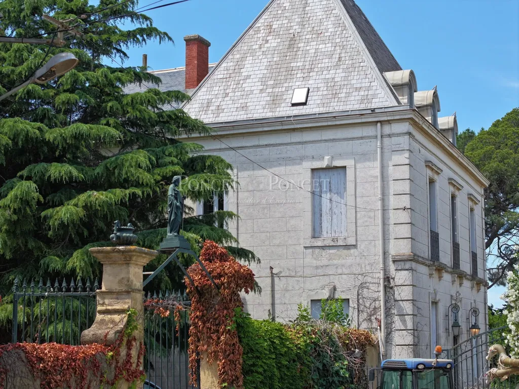 Välivaade - Vineyard Estate with Pool near Agde