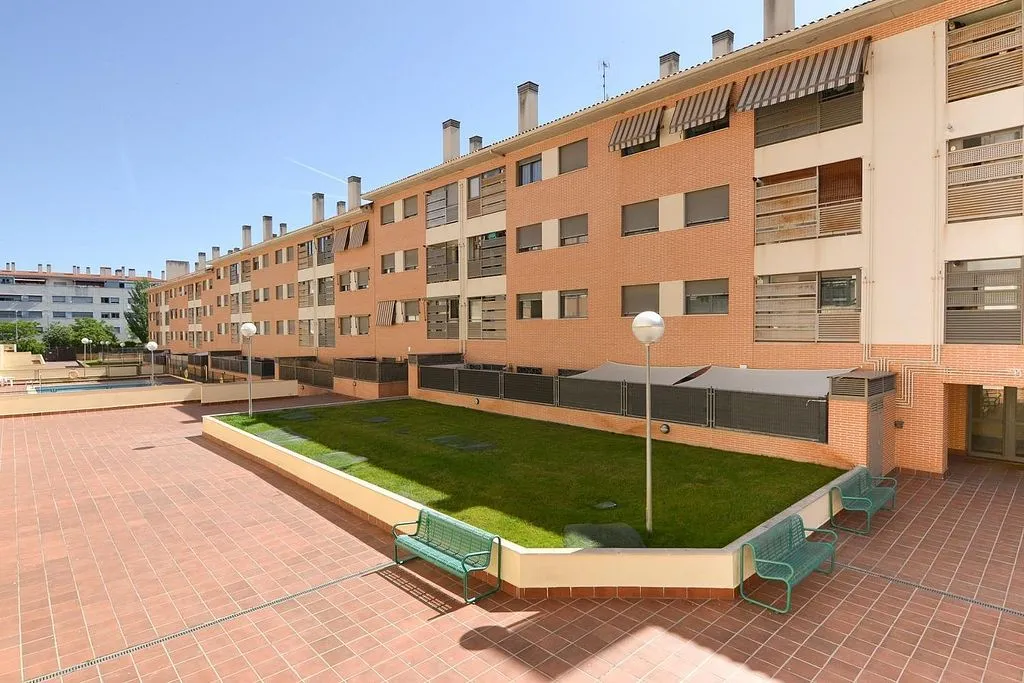 Aed - Apartment with Pool in La Dehesa, Navalcarnero