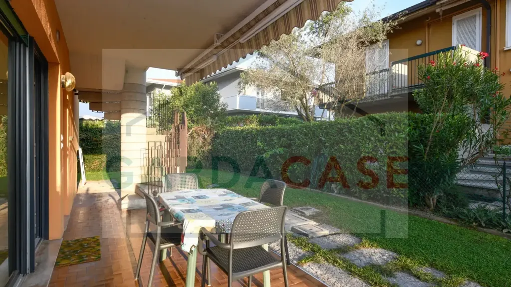 Terrass - Rustic Bilocale with Lake View in Sirmione