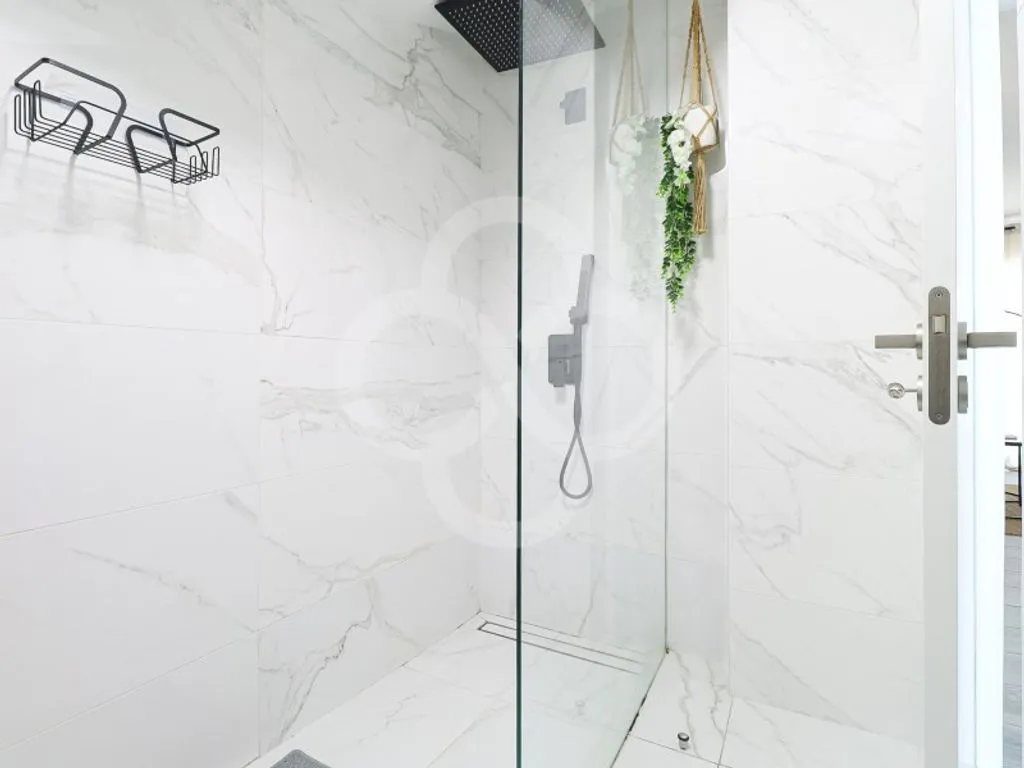 Salles de bain - 2-Bedroom Flat with Balcony in Largo do Rato, Lisbon