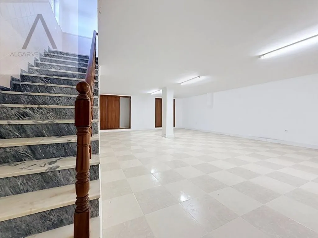 Pièces - Renovated Villa with Pool in Olhão