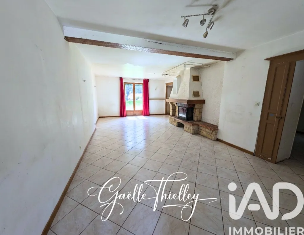 Soggiorno - Traditional Farmhouse with Potential in 89800