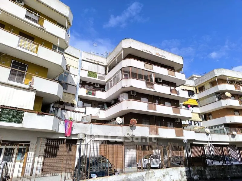Extérieur - Three-Bedroom Apartment with Balcony in Messina