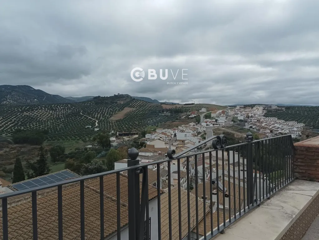 Balcon - Three-Storey House with Castle Views in Iznájar