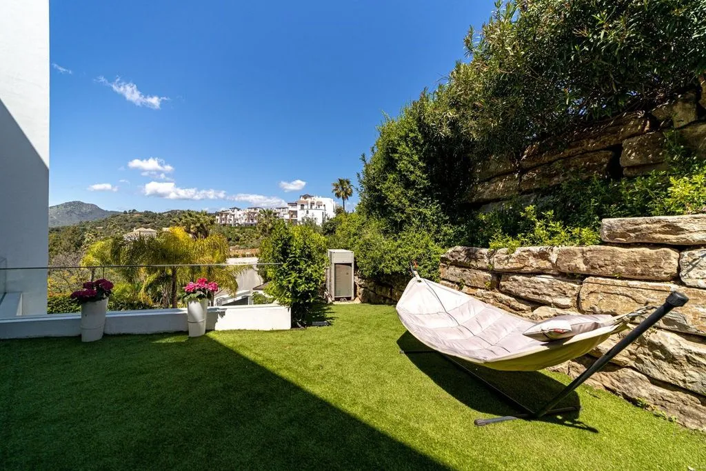Aed - Luxury Villa with Golf Course Views in Los Arqueros