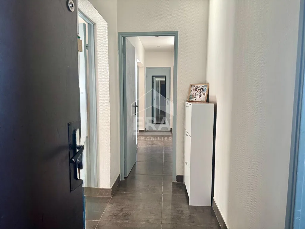 hallway_entrance