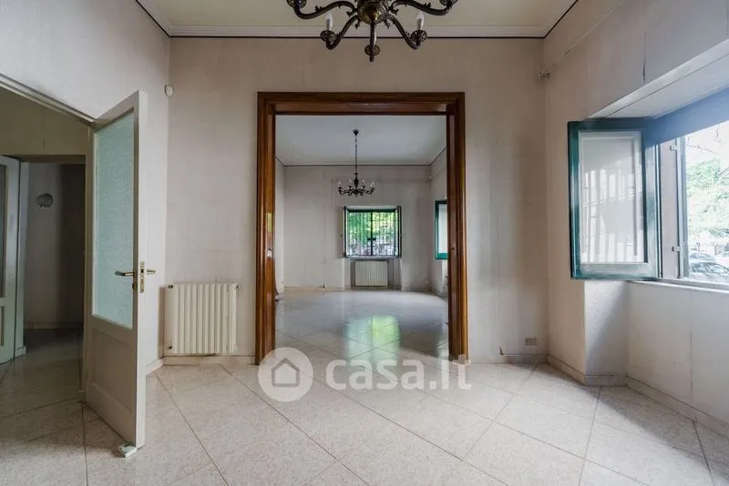 Entrée - 5-Bedroom Apartment with Balcony in Catania Centre