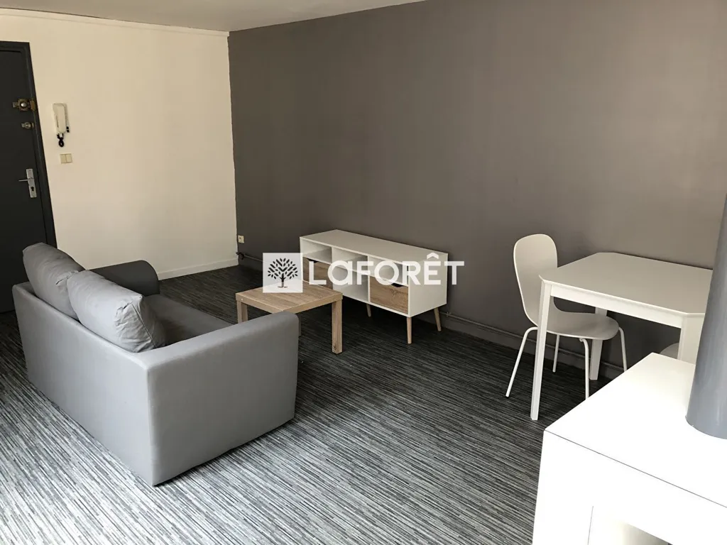 Living Room - 2-Bedroom Apartment with Parking in Hesdin Centre