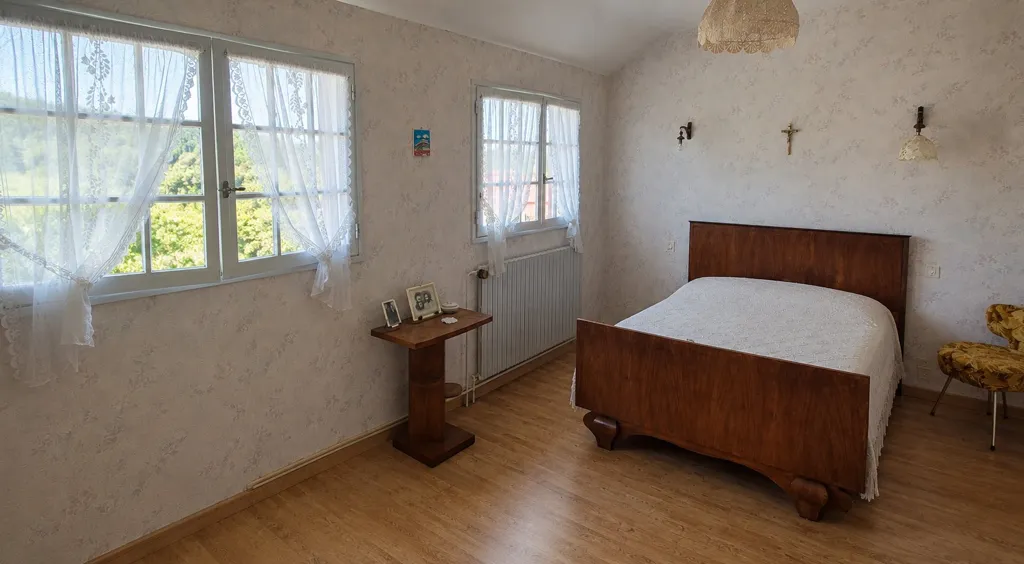 Bedrooms - Dauphinois House with Garden in Countryside