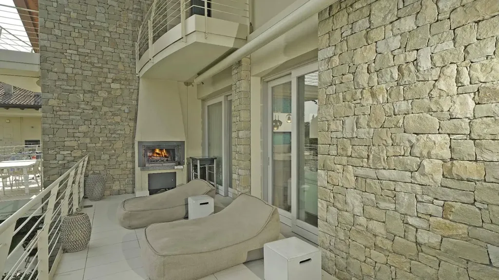 Terrass - Lakefront Penthouse in Sirmione
