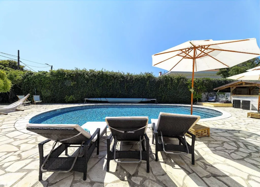 Bassein - Luxury Villa with Sea View in Cap d'Antibes