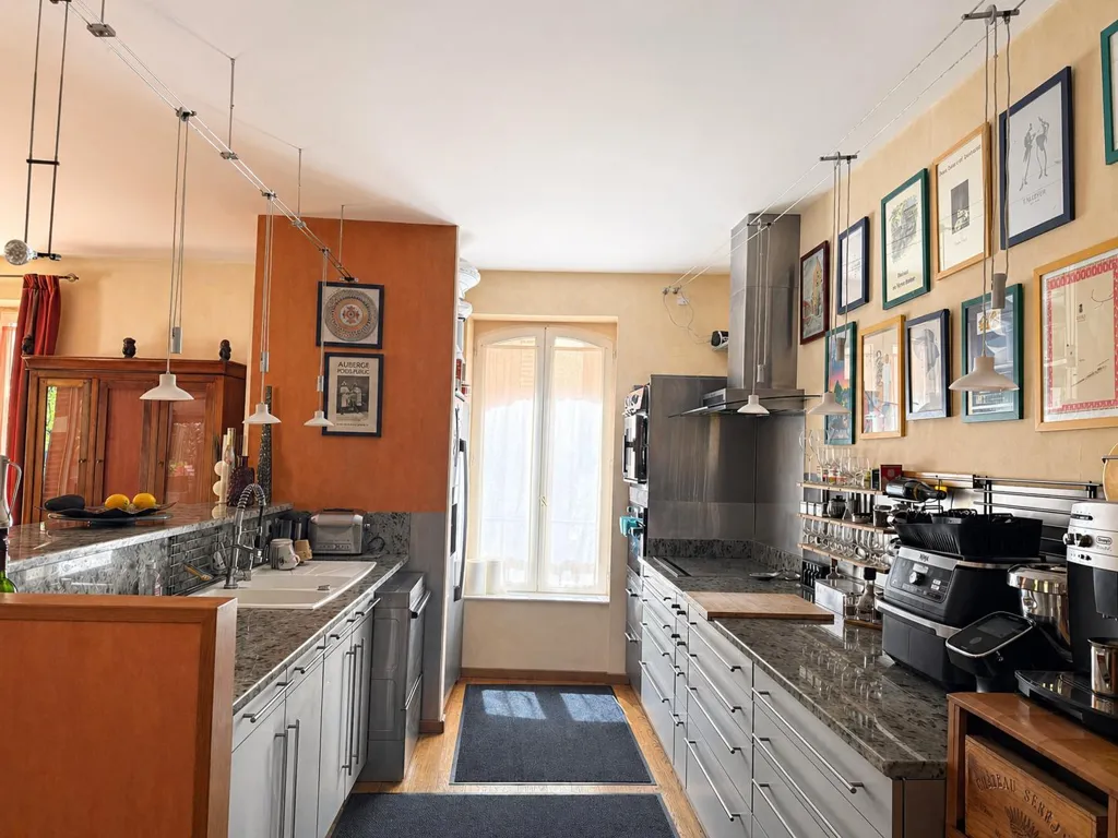 Cucina - Exceptional City Centre Apartment in Albi