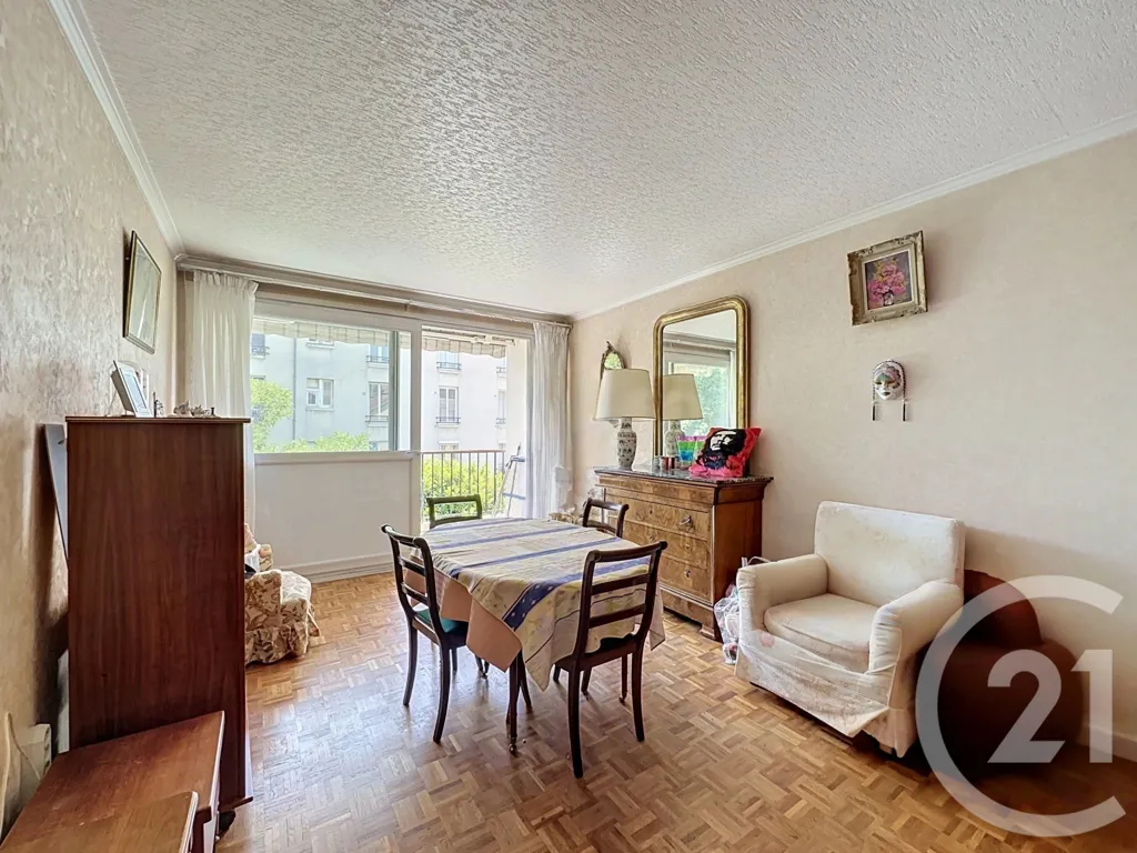 Elutuba - Studio with Balcony in Villejuif Centre