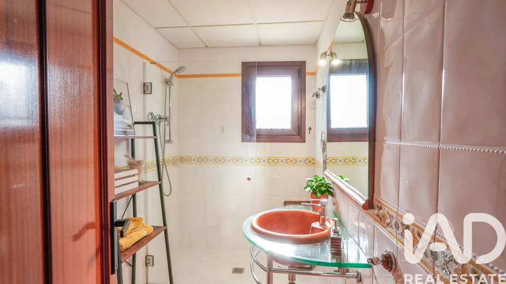 Salles de bain - Rustic House with Golf View in Huelva