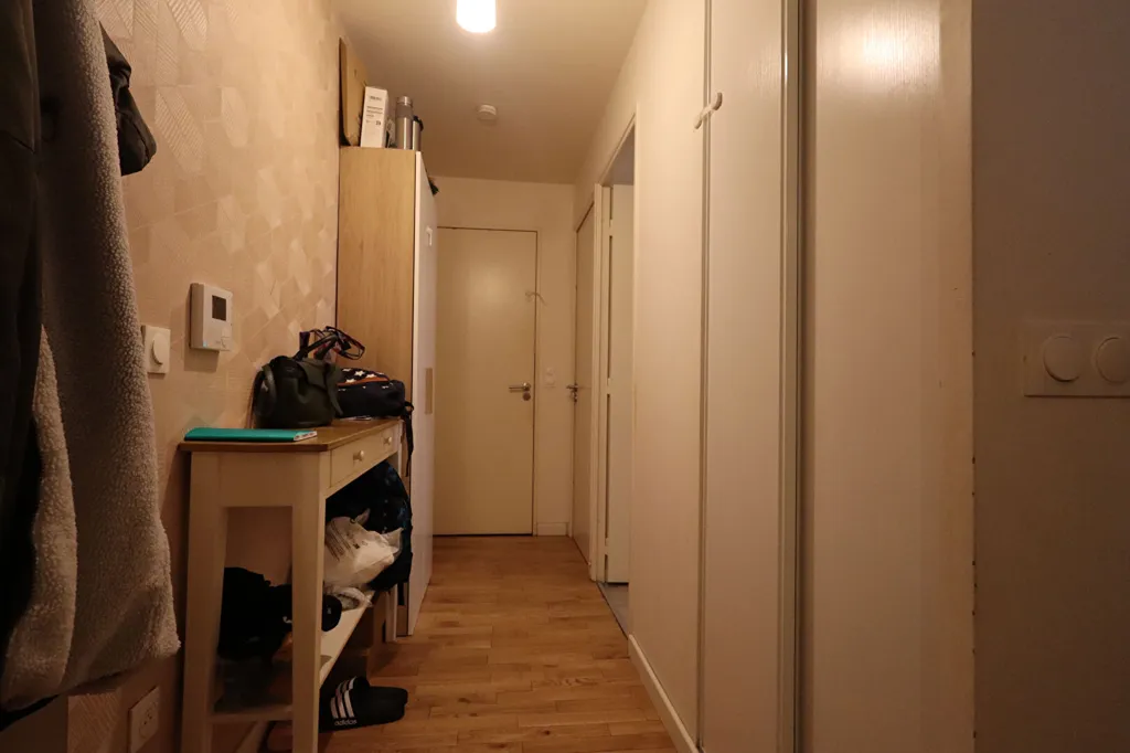 hallway_entrance