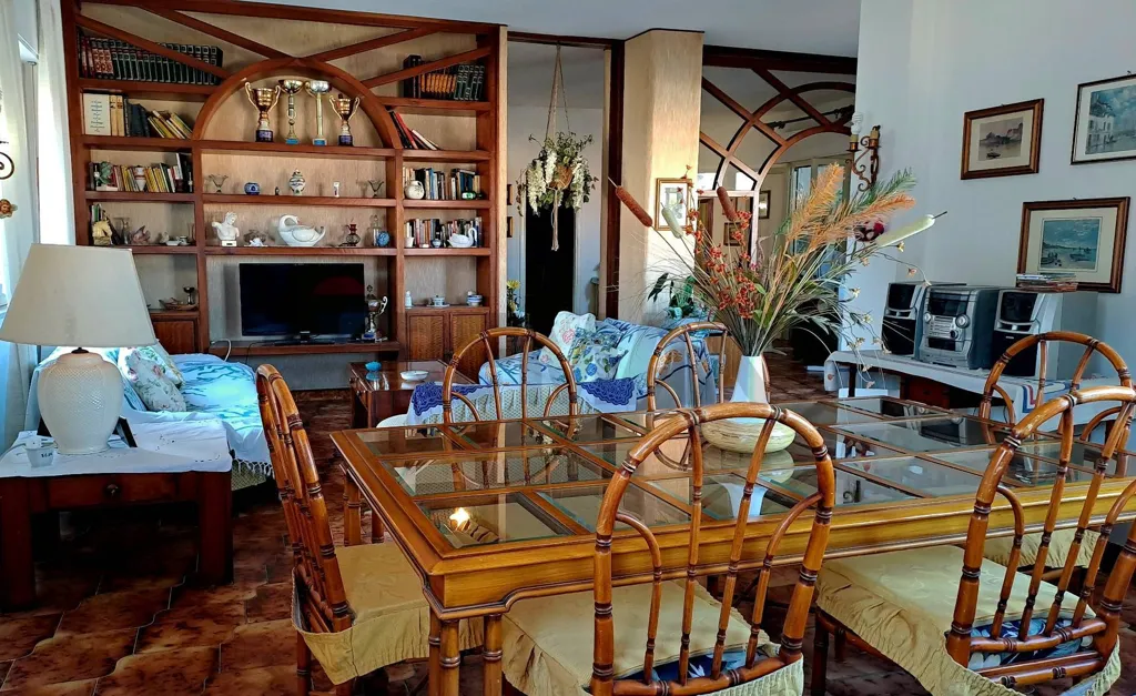 Dining Room - Apartment with Sea View in Mondello