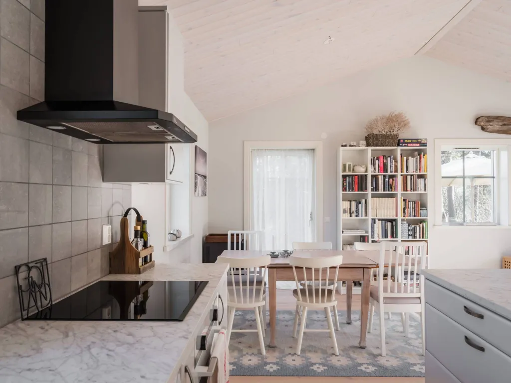 Cucina - Villa with Pool and Sea View in Östergarn
